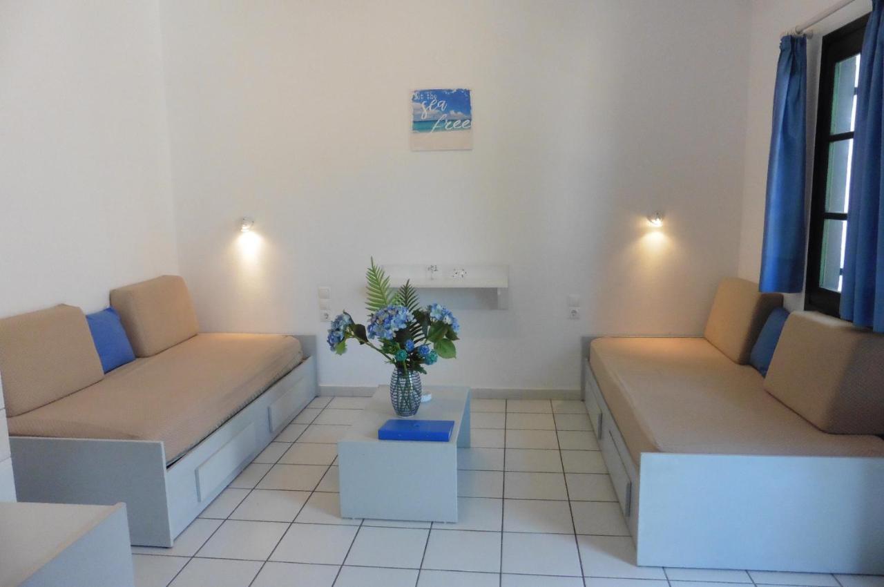 Julies Apartments Kokkini Hani Eksteriør billede